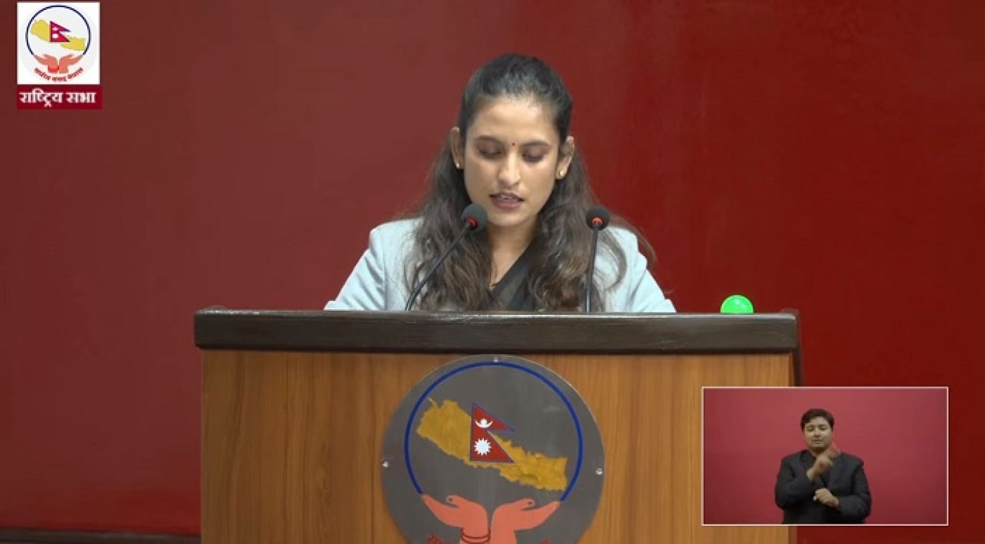 ‘ब्लु बस’ महिलाको सुरक्षाका लागि आवश्यक पहल, विभाजन वा प्रचारको नीति होइन : मन्त्री बादी
